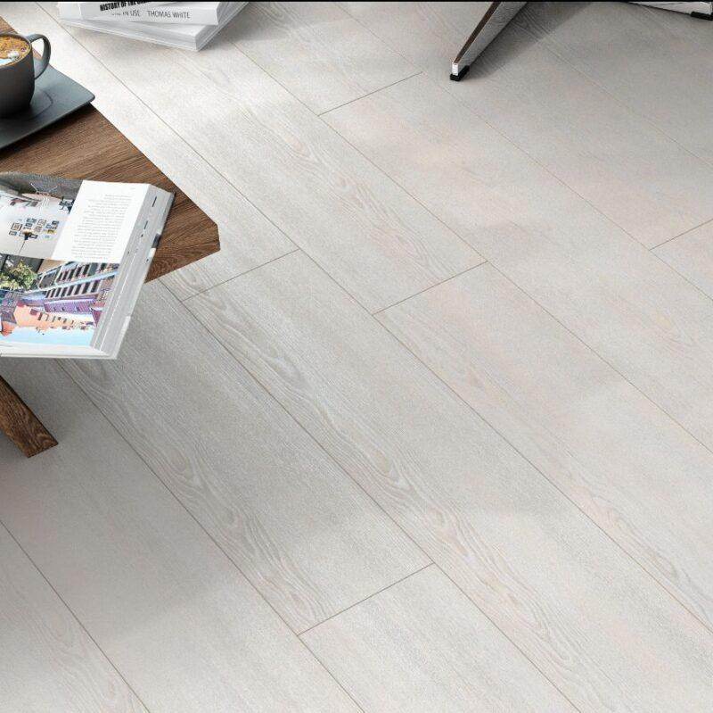 Suelo Laminado AC5 Marca AGT 8mm de Grosor - Pinturas y Tarimas Ideas