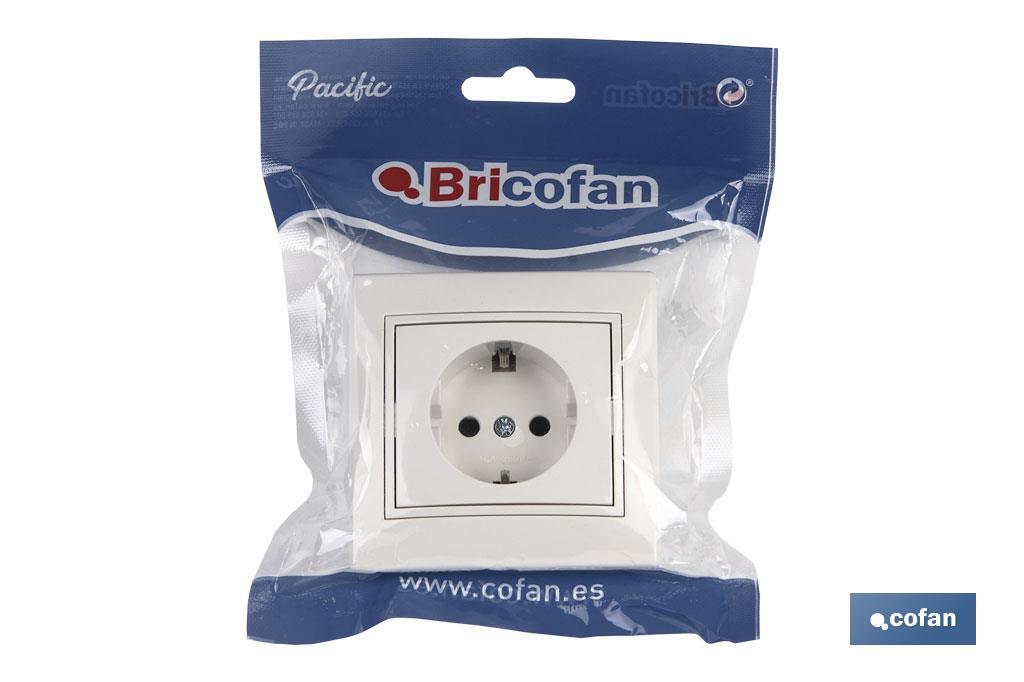 BASE ENCHUFE BIPOLAR EMPOTRAR MODELO PACIFIC 16A (BL)