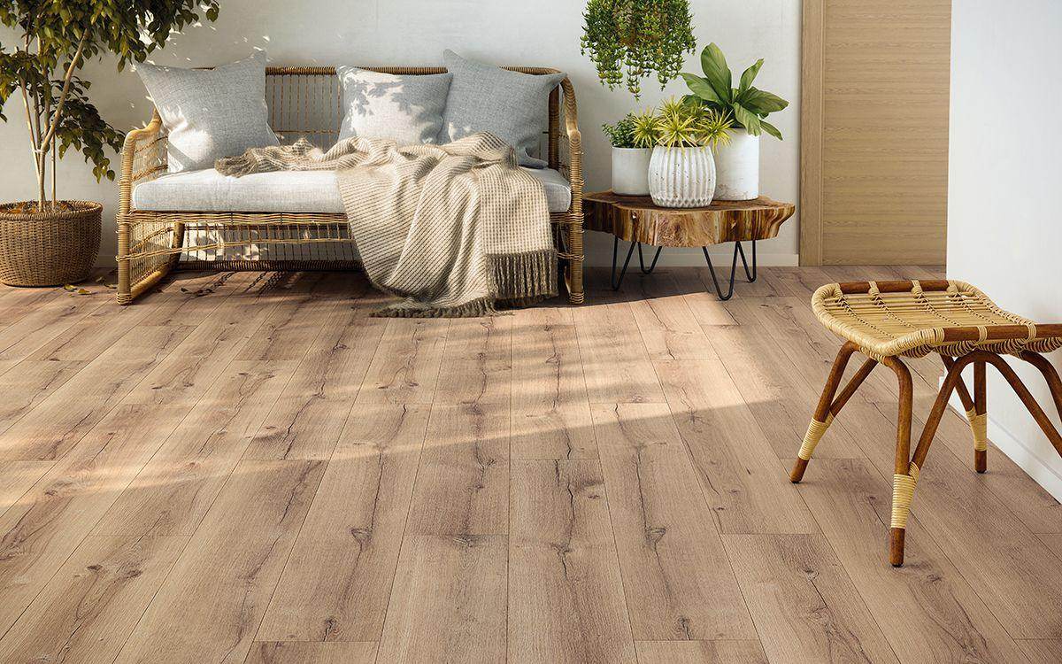 Suelo Laminado FINfloor Original AC5 Roble Obelisque 2,0657m2 - Pinturas y Tarimas Ideas