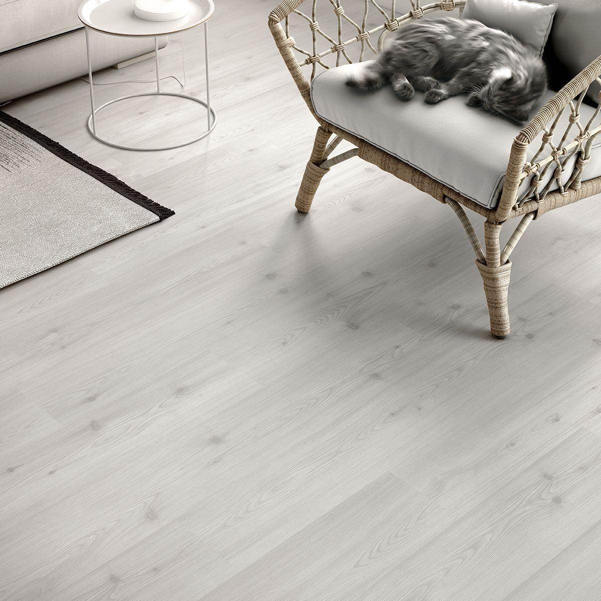 Suelo Laminado FINfloor Original AC5 Pino Lofoten 2,0657m2 - Pinturas y Tarimas Ideas