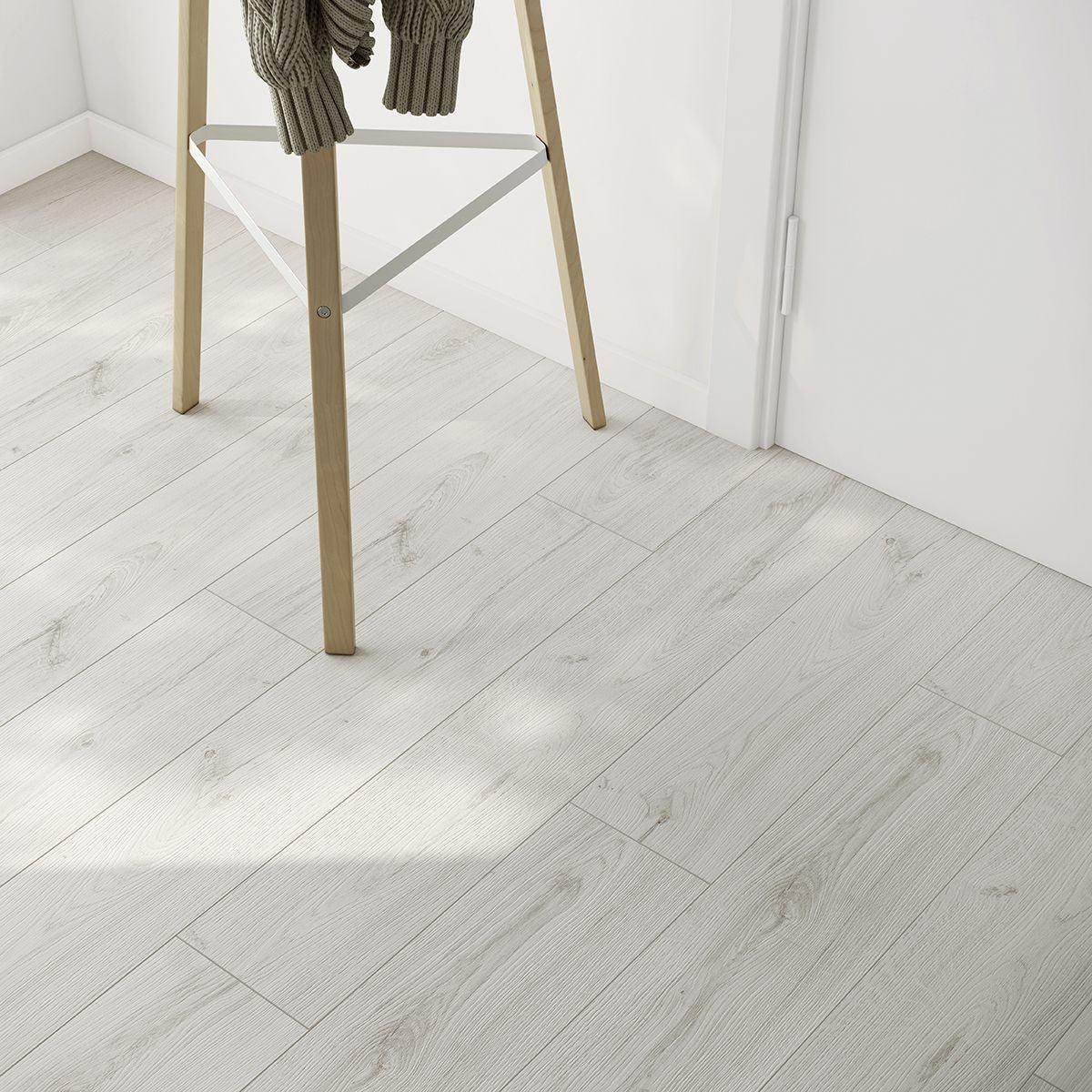 Suelo Laminado FINfloor Durable AC6 Roble Kalas Albar - Pinturas y Tarimas Ideas