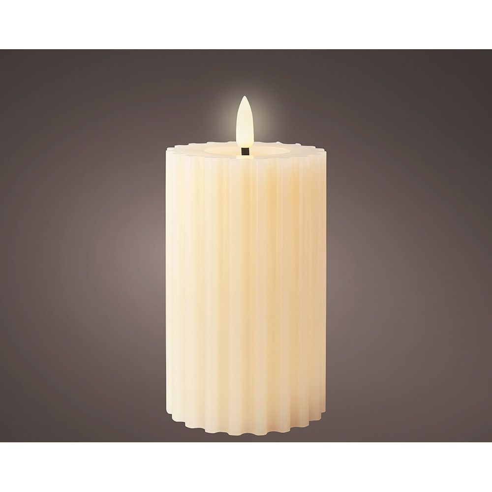 VELA DE CERA LED EFECTO LLAMA, COLOR BEIGE, SUPERFICIE CON RELIEVE Ø7,5 x 14,8 cm