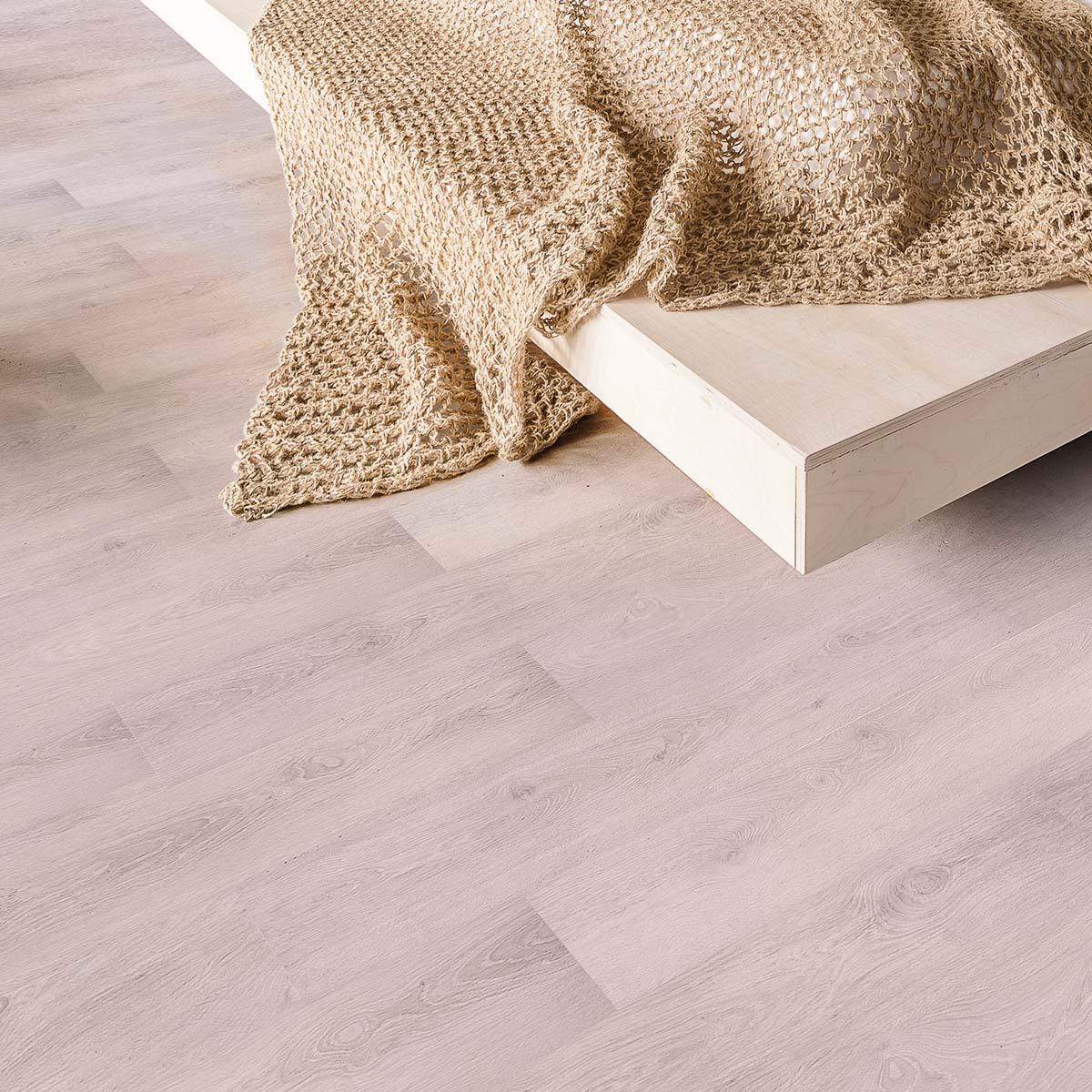 AC5 Gold Pro 800 Laminate Flooring