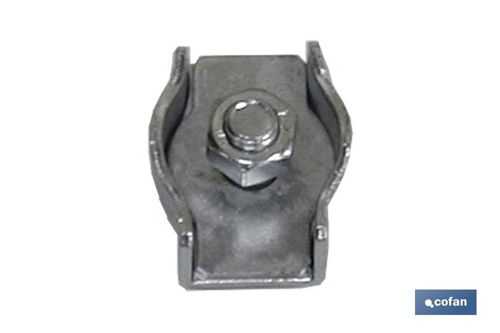 SUJETACABLES PLANO SIMPLE M-8 INOX Venta unitaria
