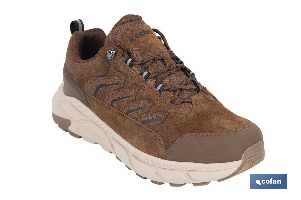 ZAPATILLA DE TREKKING MARRÓN MODELO INFANTO TALLA 45