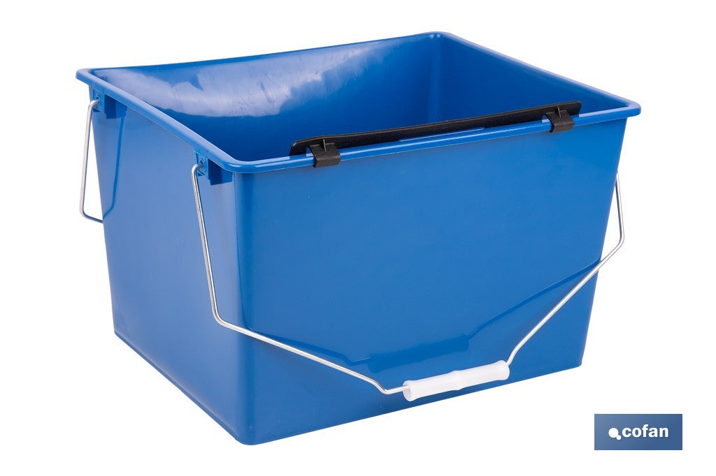 CUBETA 16 L. AZUL CON REJILLA 2 ASAS