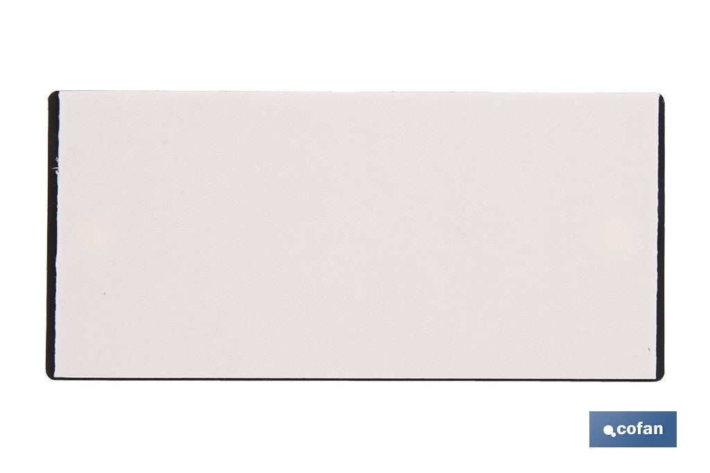CATADIÓPTRICO RECTANGULAR ÁMBAR 106 X 50 MM CON AGUJERO SIN TORNILLO CON ADHESIVO
