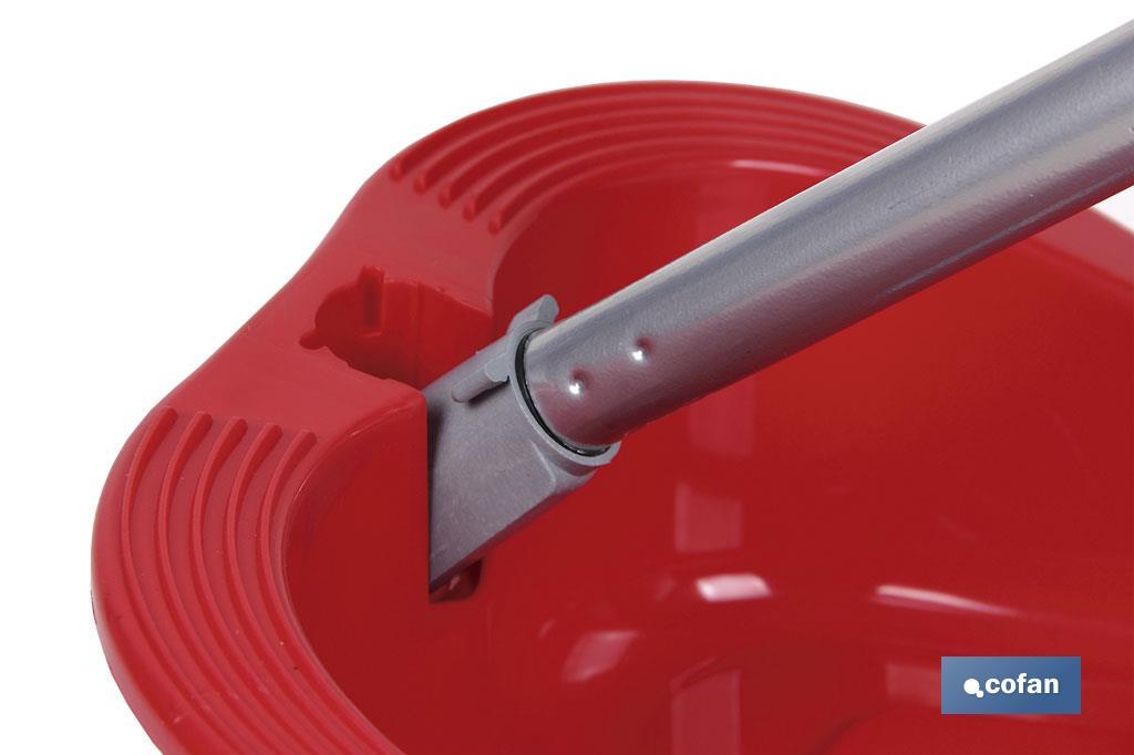 RECOGEDOR ABATIBLE  CON GOMA COLOR ROJO