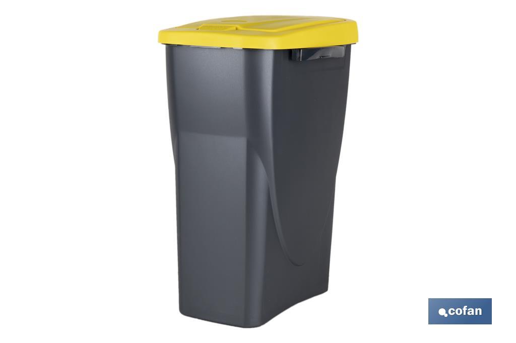 CUBO DE BASURA PARA RECICLAR 15 LITROS  COLOR AMARILLO 20 X 31 X 42 CM