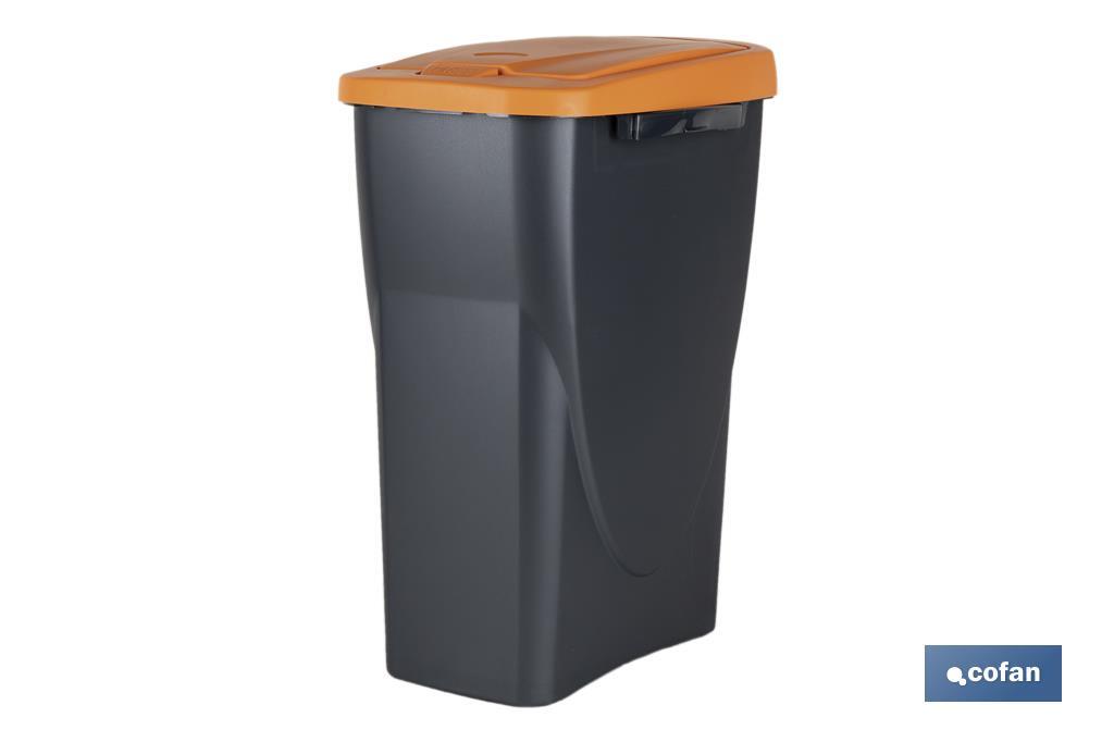 CUBO DE BASURA PARA RECICLAR 15 LITROS  COLOR NARANJA 20 X 31 X 42 CM
