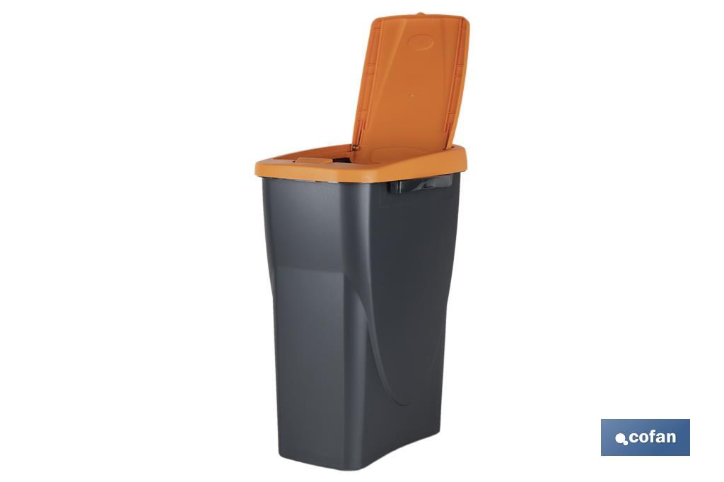 CUBO DE BASURA PARA RECICLAR 15 LITROS  COLOR NARANJA 20 X 31 X 42 CM