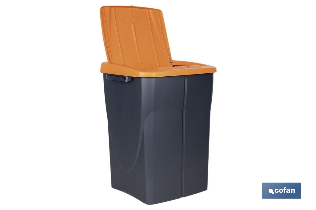 CUBO DE BASURA PARA RECICLAR 45 LITROS  COLOR NARANJA 36.5 X 36 X 51  CM