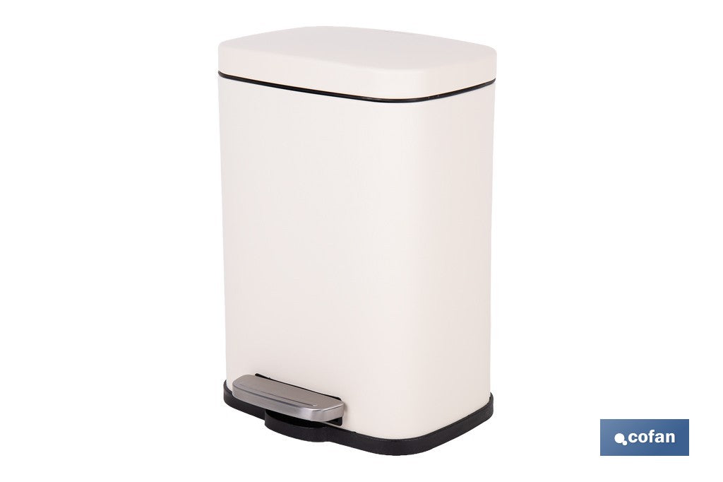 CUBO DE BASURA BEIGE CON PEDAL Y CUBO INTERIOR 5 L 21 X 18,5 X 30 CM