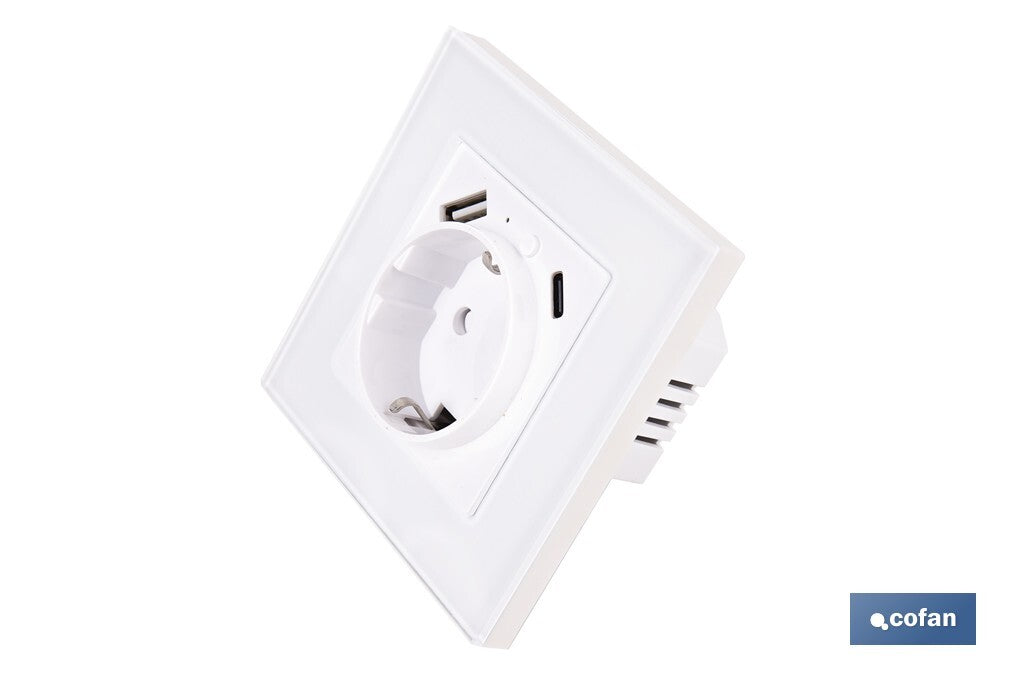 BASE ENCHUFE CON PUERTO USB Y TIPO C WIFI