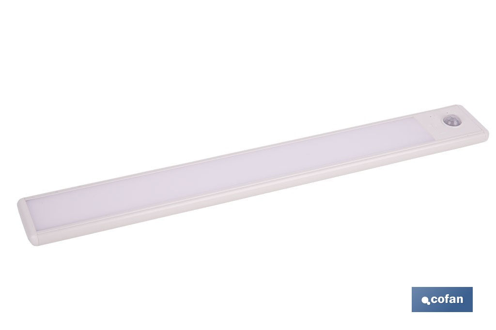 APLIQUE LED RECARGABLE CON SENSOR 3,7 V 1,5 Ah 120 LM 3CCT 300 X 40 MM