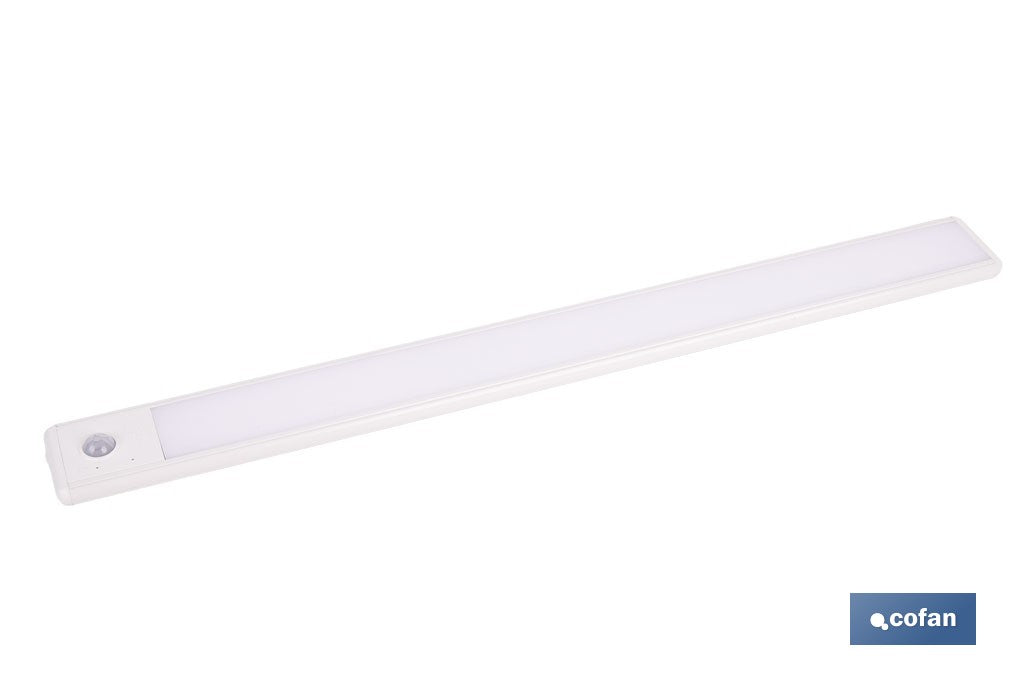 APLIQUE LED RECARGABLE CON SENSOR 3,7 V 2,2 AH 180 LM 3CCT 400 X 40 MM