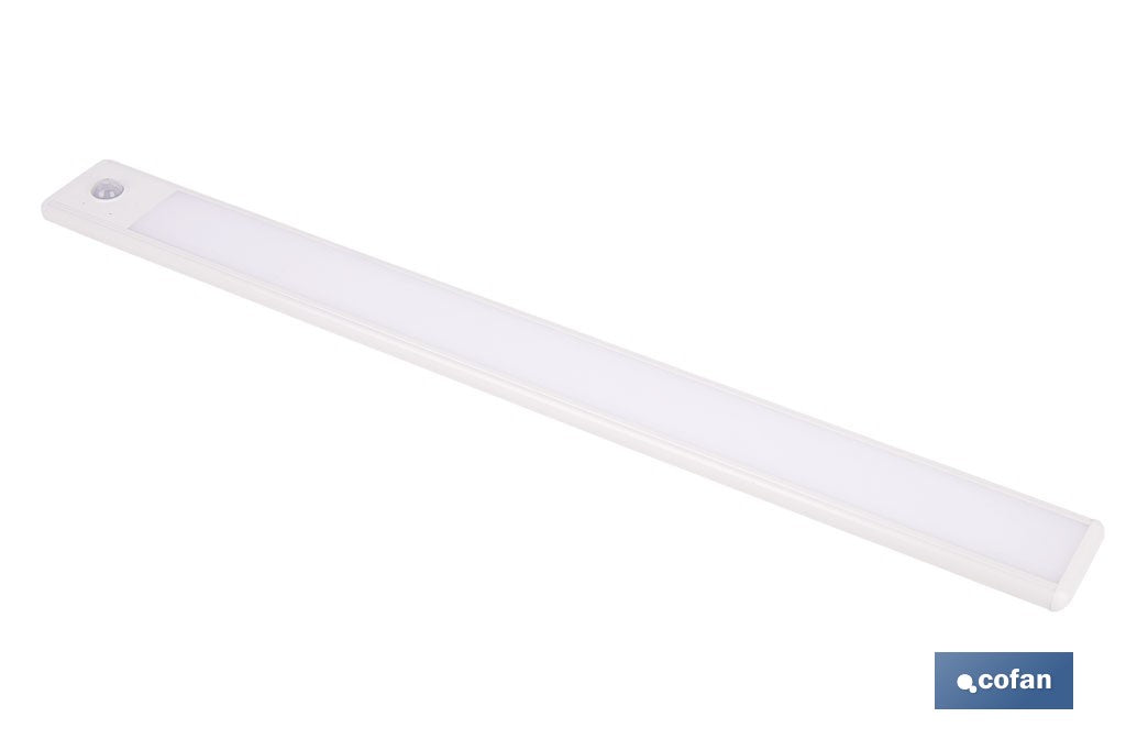 APLIQUE LED RECARGABLE CON SENSOR 3,7 V 2,2 AH 180 LM 3CCT 400 X 40 MM