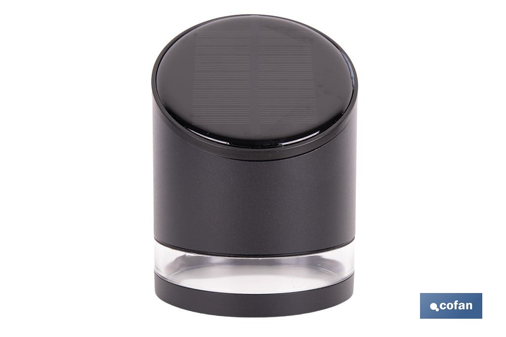 APLIQUE LED SOLAR NEGRO CON SENSOR 3,7 V 1,2 Ah IP65 3000 K 120 X 90 X 120 MM