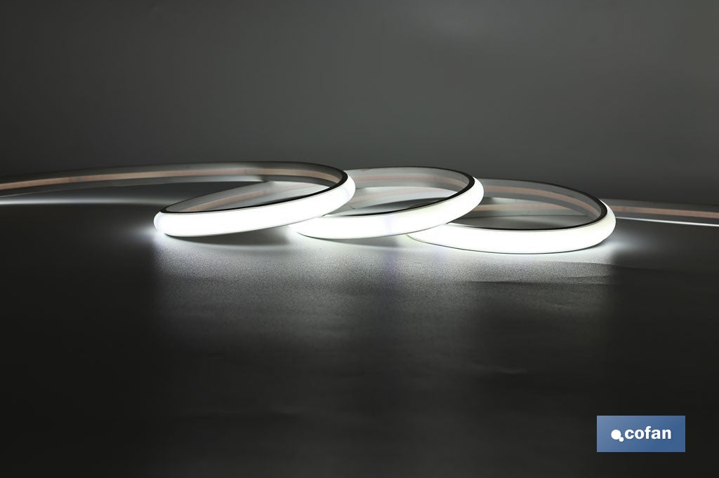 TIRA LED DE NEÓN 8 W IP65 700 LM 5 M