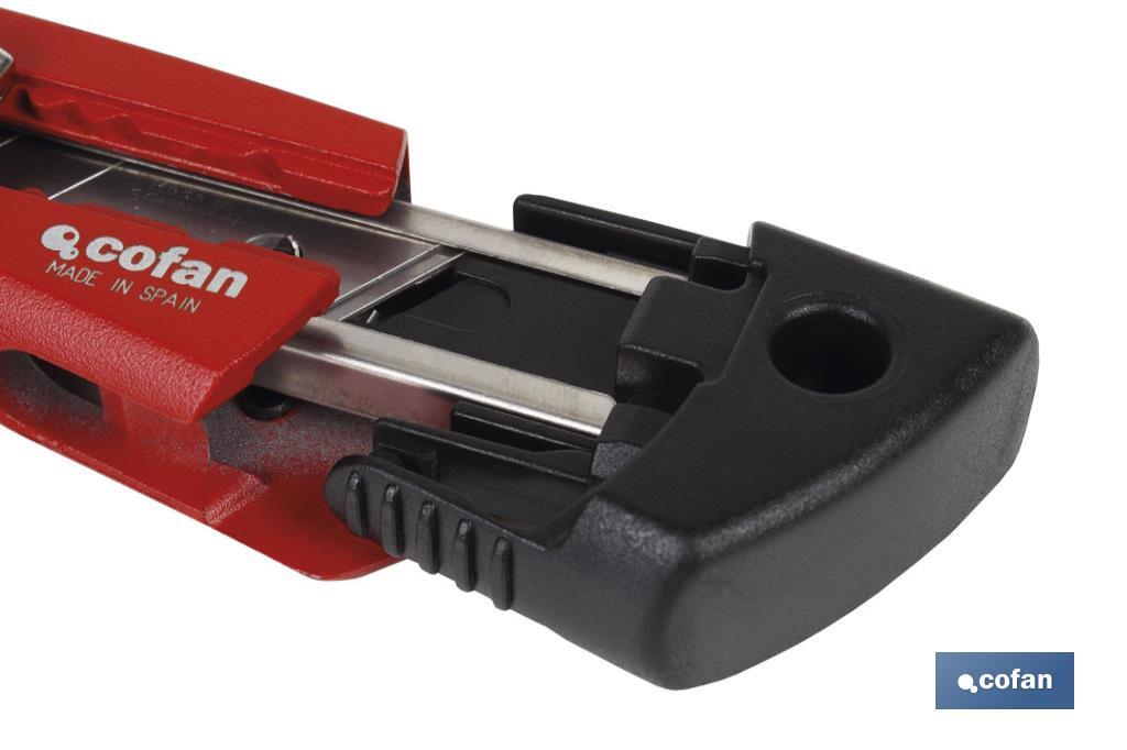 CUTTER HOJA PARTIBLE 18MM CUERPO ZAMAK