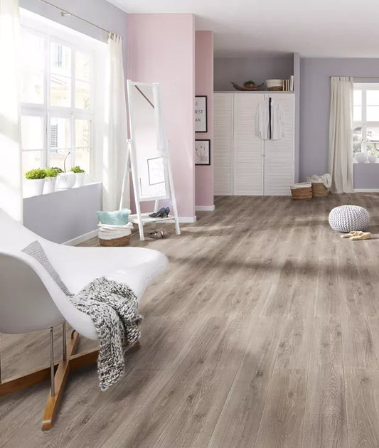 Suelo laminado AC5 Roble Cueto. Galea floor colección Strong